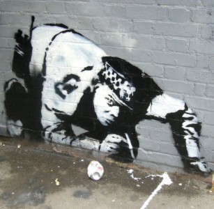 Los 25 grafitis mas hermosos de Banksy, el mejor grafitero del mundo!