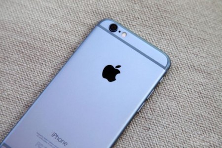 El iPhone6 se podría volver Azul si lo metes en tu Bolsillo!