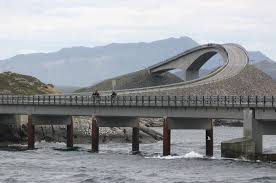 Esta es la Carretera Más Peligrosa del Mundo! Mejor ponte el cinturón!