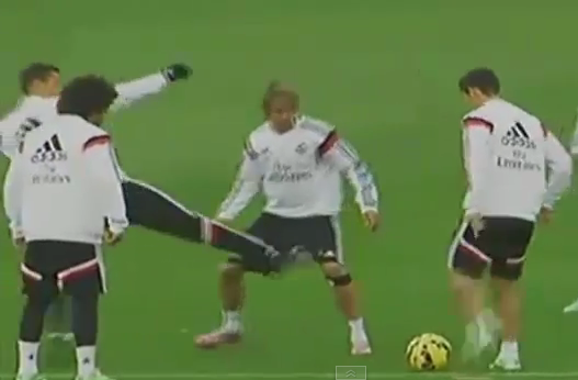 A CONTINUACIÓN: Mira la Venganza con Clase de James Rodríguez contra CR7. HAZ CLIC AQUI