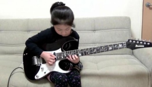 ¡Espectacular! Heavy Metal interpretado por una dulce niña de 8 años