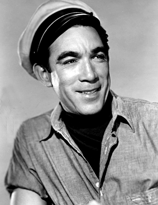 Anthony_Quinn_signed