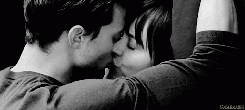 kiss-50shadesofgrey-L