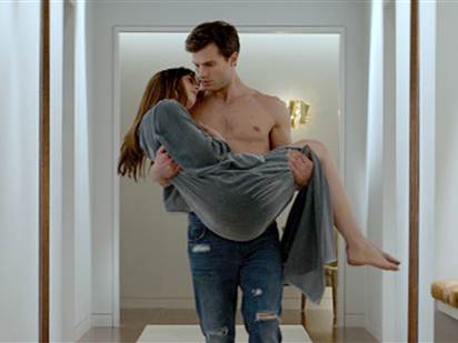 x_tdy_fifty_shades_trailer_140724.vembedmed