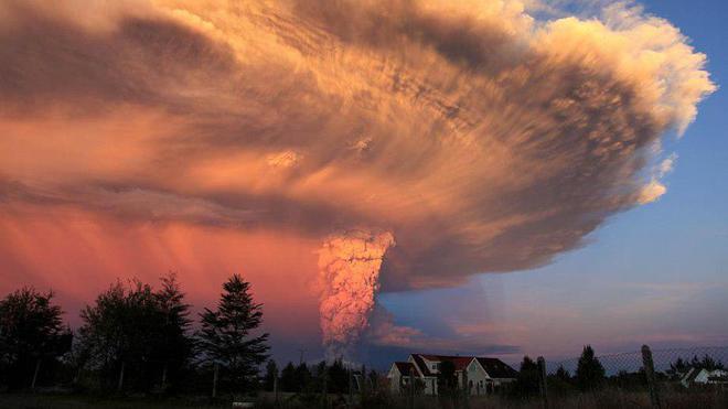 the-volcano-0-L