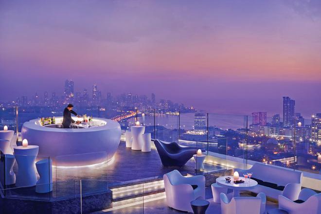 item14.size_.0.0.rooftop-restaurants-bars-15-aer-mumbai-L