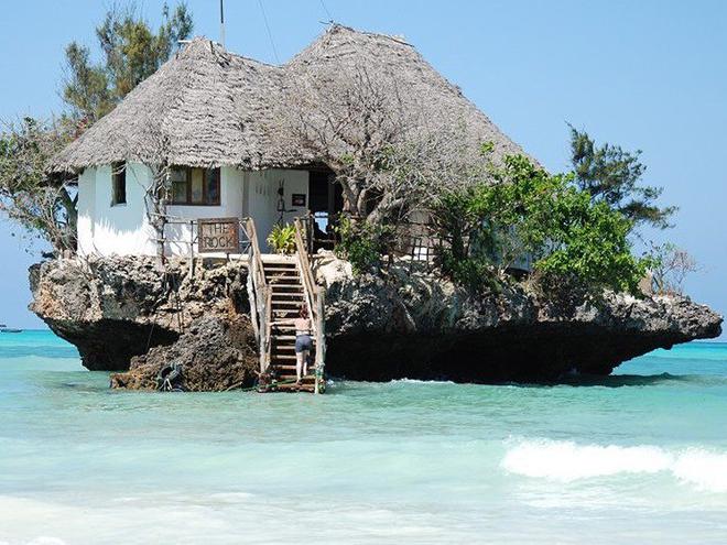 item3.rendition.slideshowWideHorizontal.the-rock-zanzibar-restaurant-L