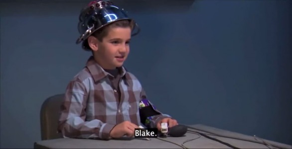 Blake con su detector