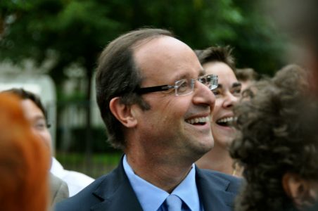 ¡Exagerado! Lo que el presidente de Francia paga a su estilista personal