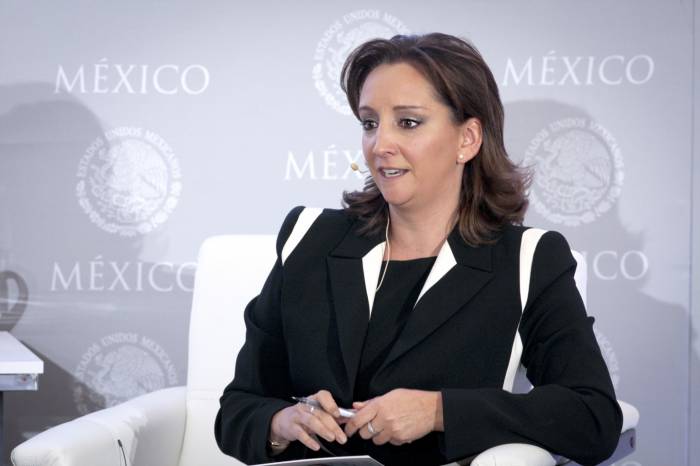 603830_claudia_ruiz_massieu_salinas