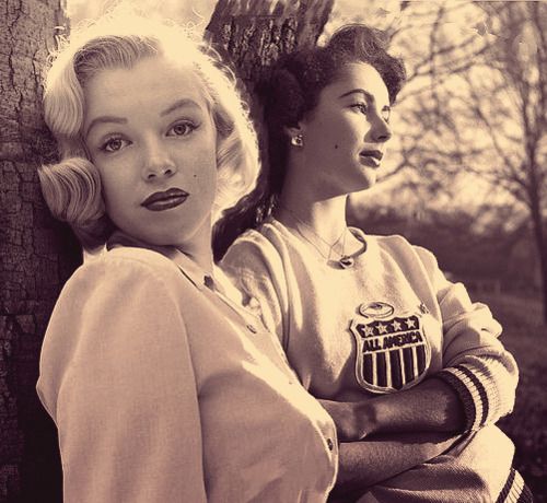 Marilyn Monroe & ElizabethTaylor