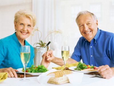 ¿Sabías que las parejas que beben juntas duran más tiempo?