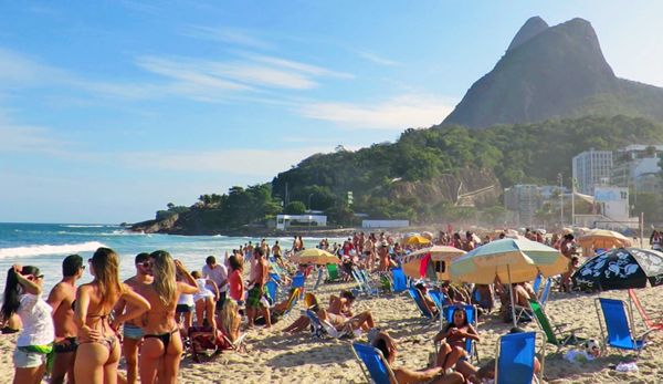 IpanemaBeach-RiodeJaneiro-Brazil