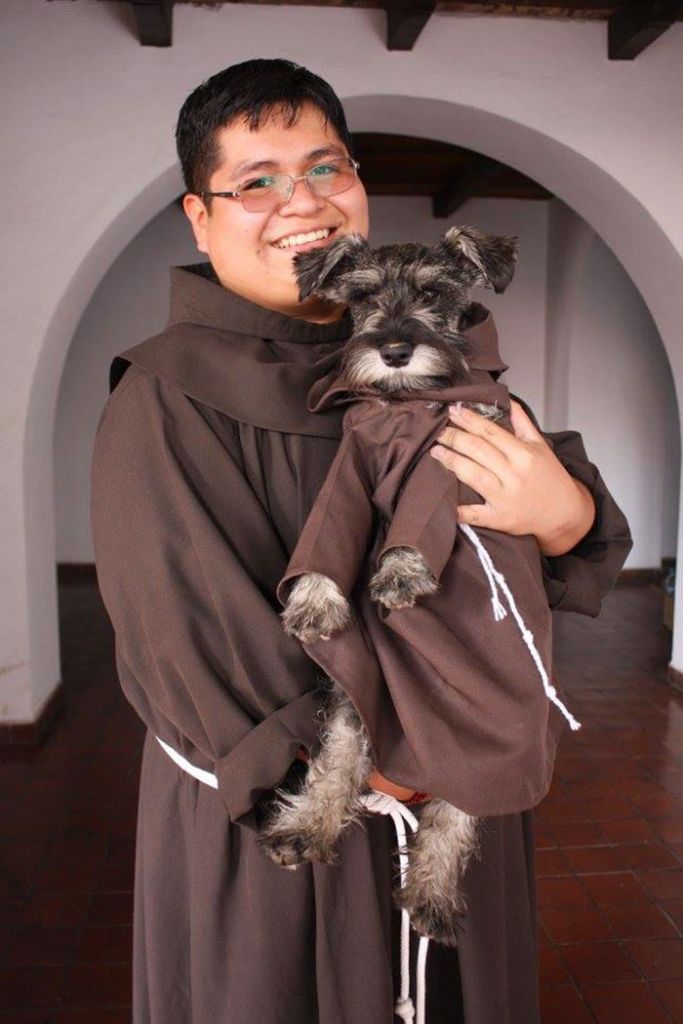 Fray Bigotón el perro callejero que se convirtió en monje 2