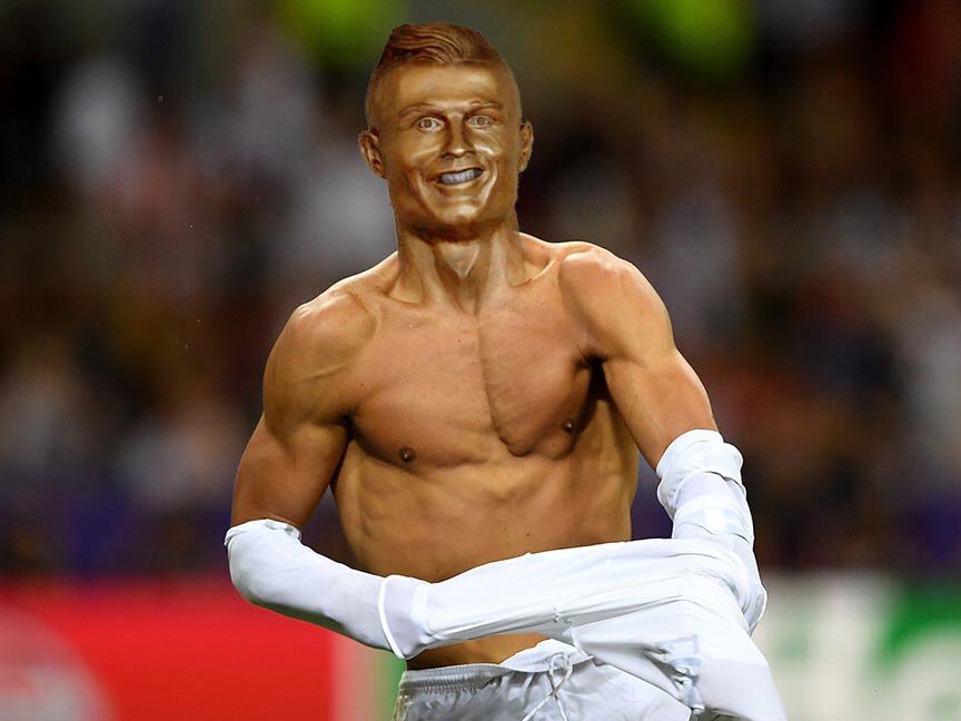 memes busto Cristiano Ronaldo 5