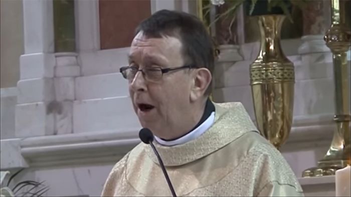 sacerdote irlandés aleluya 1