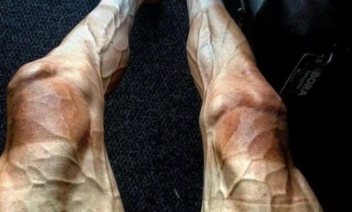 Ciclista comparte como quedan sus piernas después de montar en el Tour de Francia