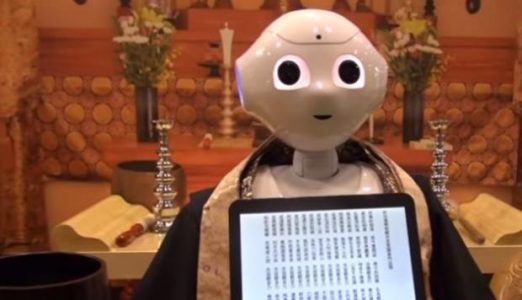 Robot realiza ritos funerarios poniendo en peligro otro trabajo para humanos
