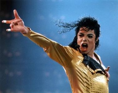 Nuevo álbum de Michael Jackson será lanzado a finales de mes, justo a tiempo para Halloween