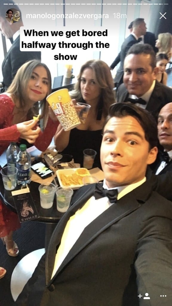 quien acompañó a Sofía Vergara en los Emmys 4