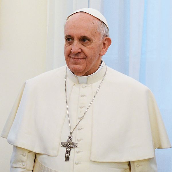 El Papa Francisco habla con los astronautas de la Estación Espacial Internacional