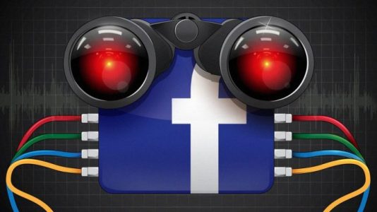 ¿Por qué todo el mundo está tan convencido de que Facebook espía sus conversaciones?