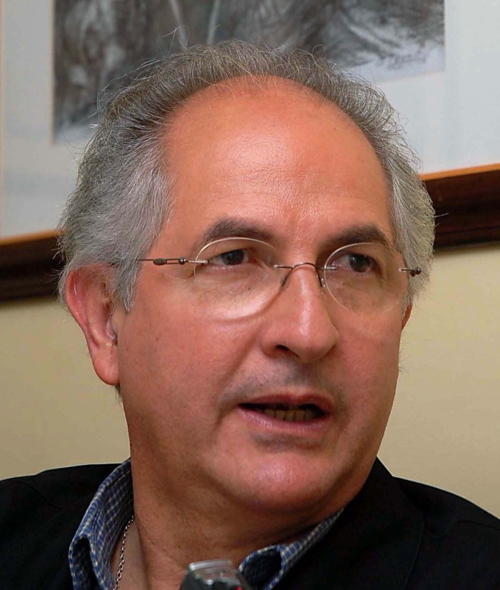 Alcalde Antonio Ledezma escapó de Venezuela