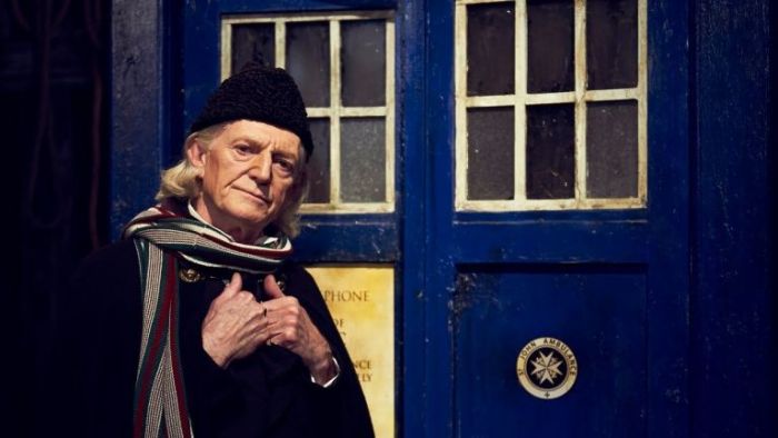 fanático de Doctor Who consigue trabajo en el programa 1