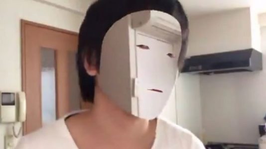 Un desarrollador de juegos japonés hace una aplicación para volver tu cabeza invisible