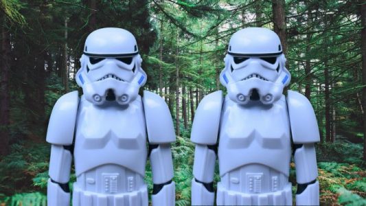 ¿En qué escena de Star Wars aparecen los príncipes William y Harry?