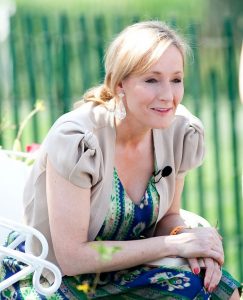 J.K. Rowling responde a la controversia homosexual de Dumbledore