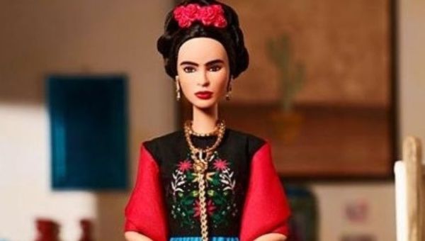 Corte mexicana prohíbe las ventas de la muñeca Barbie de Frida Kahlo