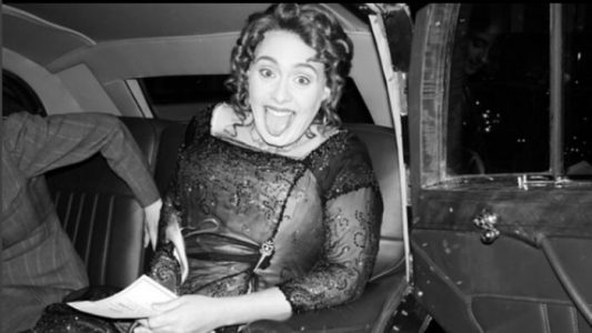 Adele celebró su trigésimo cumpleaños en el ‘Titanic’ y su vestido robó todas las miradas