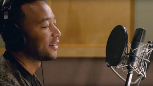 ¿Te gustaría despertar con John Legend? Ya Google lo puede hacer realidad
