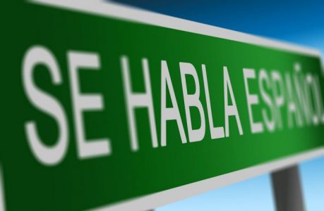 ¿Por qué los hispanohablantes en los Estados Unidos están teniendo problemas?