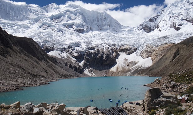 El cambio climático ha convertido al lago glaciar de Perú en una bomba de tiempo mortal