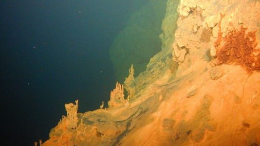 La NASA visitará un volcán submarino en Hawai para descubrir cómo cazar alienígenas