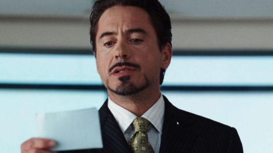 Una línea improvisada en el primer Iron Man cambió todo para Marvel