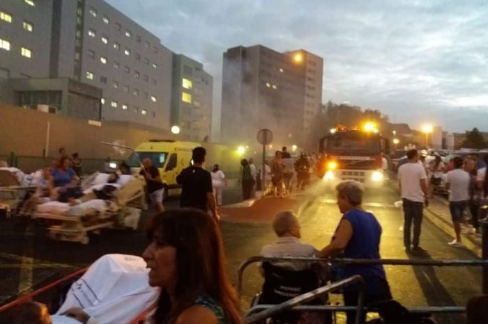 En España, mujer incendia hospital porque estaba “cansada de esperar”