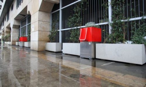 ¿Pueden los urinarios ecológicos mantener limpias las calles de París?
