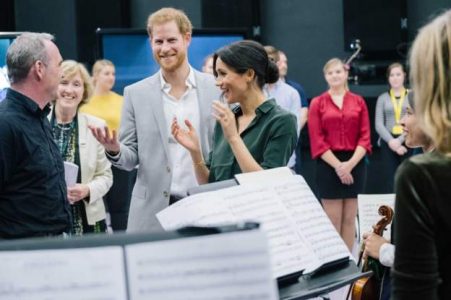 Harry y Meghan hacen su primera visita a Sussex como duque y duquesa