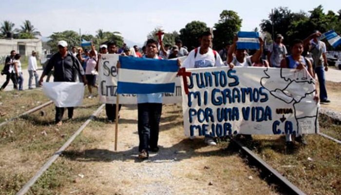 México ofrece permisos de trabajo temporales para Caravana de migrantes