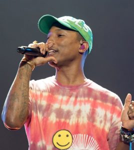 ¿Por qué Bono, Pharrell y The National le cantaron al gato fallecido de Sophie Calle?