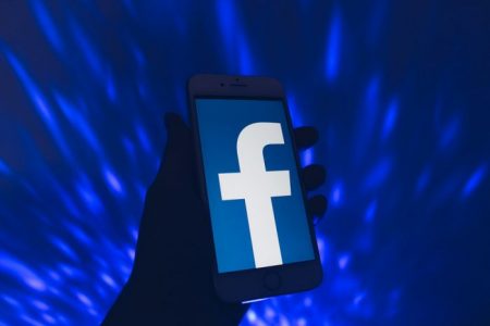 Facebook pagó a las personas $20 por espiar su Internet y teléfono