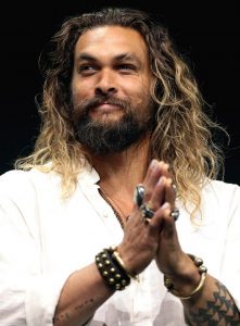 Jason Momoa se afeitó la barba y la gente se está volviendo loca