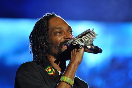 Paul Gascoigne v Snoop Dogg: ¿Es peor el cannabis o el alcohol para usted?