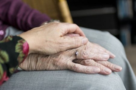 12 consejos para cuidar a los seres queridos de edad avanzada