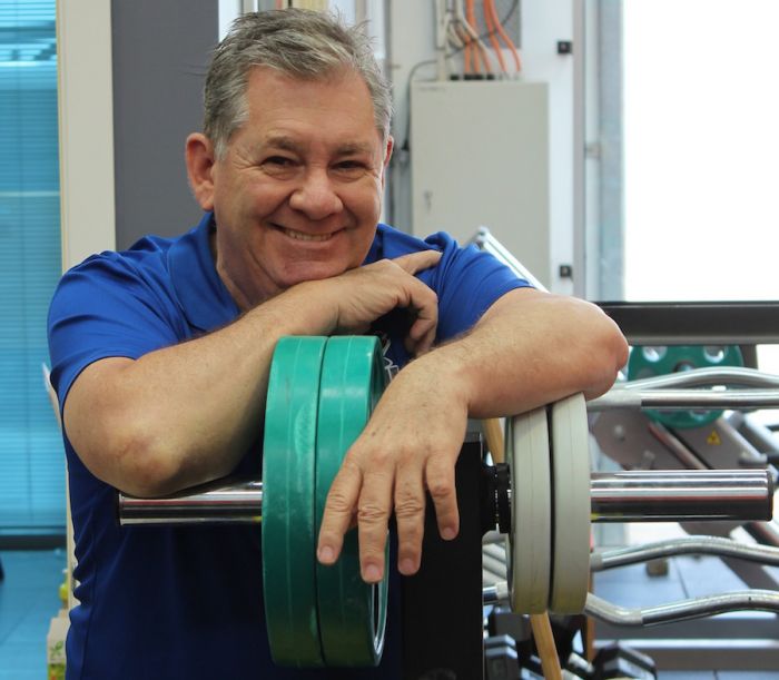 Beneficios del entrenamiento de fuerza para personas mayores