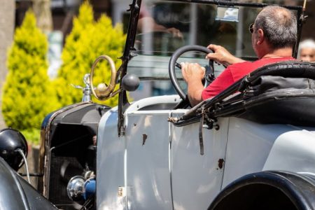 Cómo saber cuándo las personas mayores ya no son conductores seguros