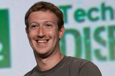 Giphy asegura nerviosamente que Internet no eliminará los GIF de Mark Zuckerberg